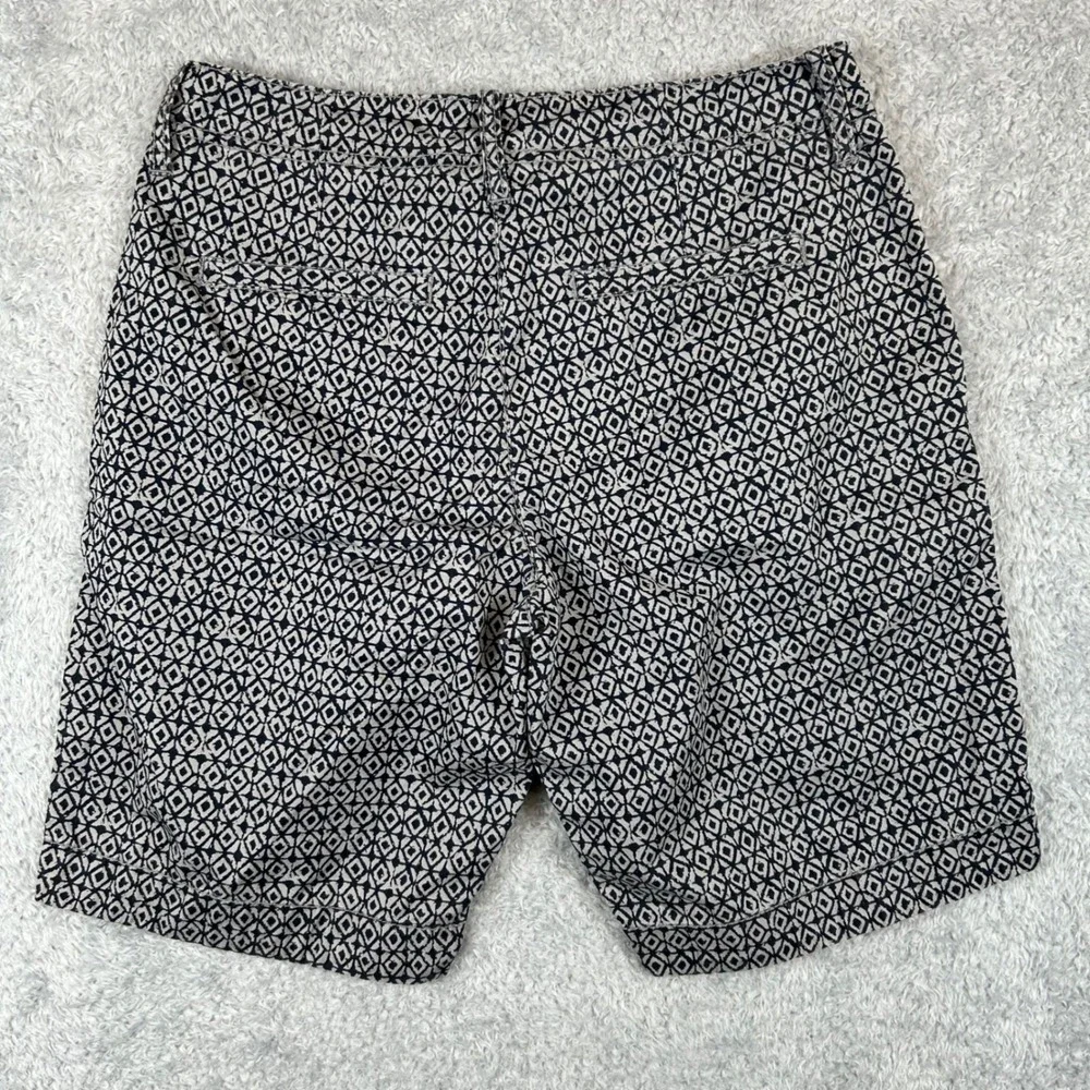 Aeropostale Mens Navy Blue White Geometric‎ Diamond Print Chino Shorts Size 28